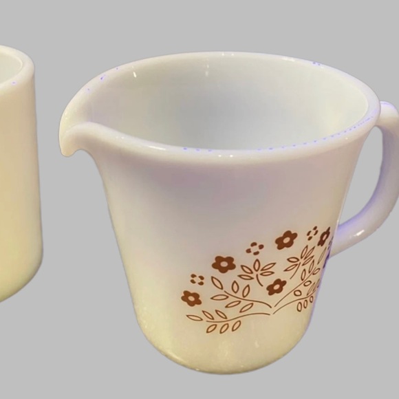 Vintage Pyrex “spring impression” coffee cream and mug. - Picture 5 of 10